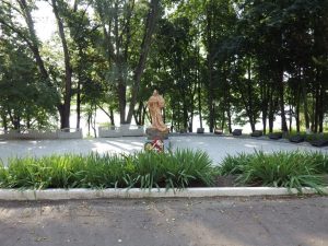 Реконструкція території меморіалу