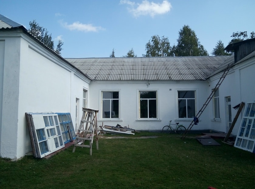 Школа та ДНЗ в с. Степнє тепер з новими вікнами