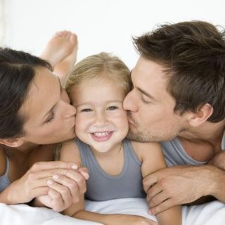 Любов і гроші: на Сумщині чоловік повернувся в сім’ю, сплативши 145 тисяч гривень аліментів