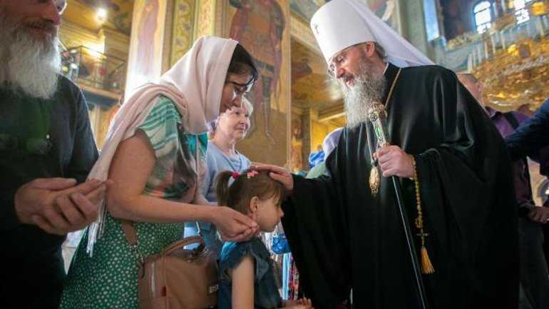 Процесом залякуваннями священиків, які хочуть розриву з РПЦ, керує митрополит Антоній (Паканич), - о. Андрій Пінчук
